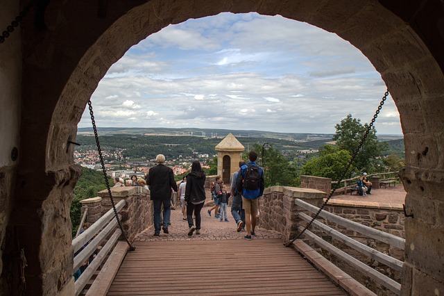 Verkaufsoffener Sonntag Eisenach - Von der Wartburg hat man einen tollen Blick über die ganze Stadt Verkaufsoffener Sonntag Eisenach - Von der Wartburg hat man einen tollen Blick über die ganze Stadt
